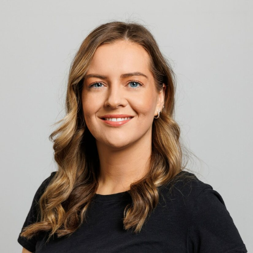 Rebecca Lewis avatar